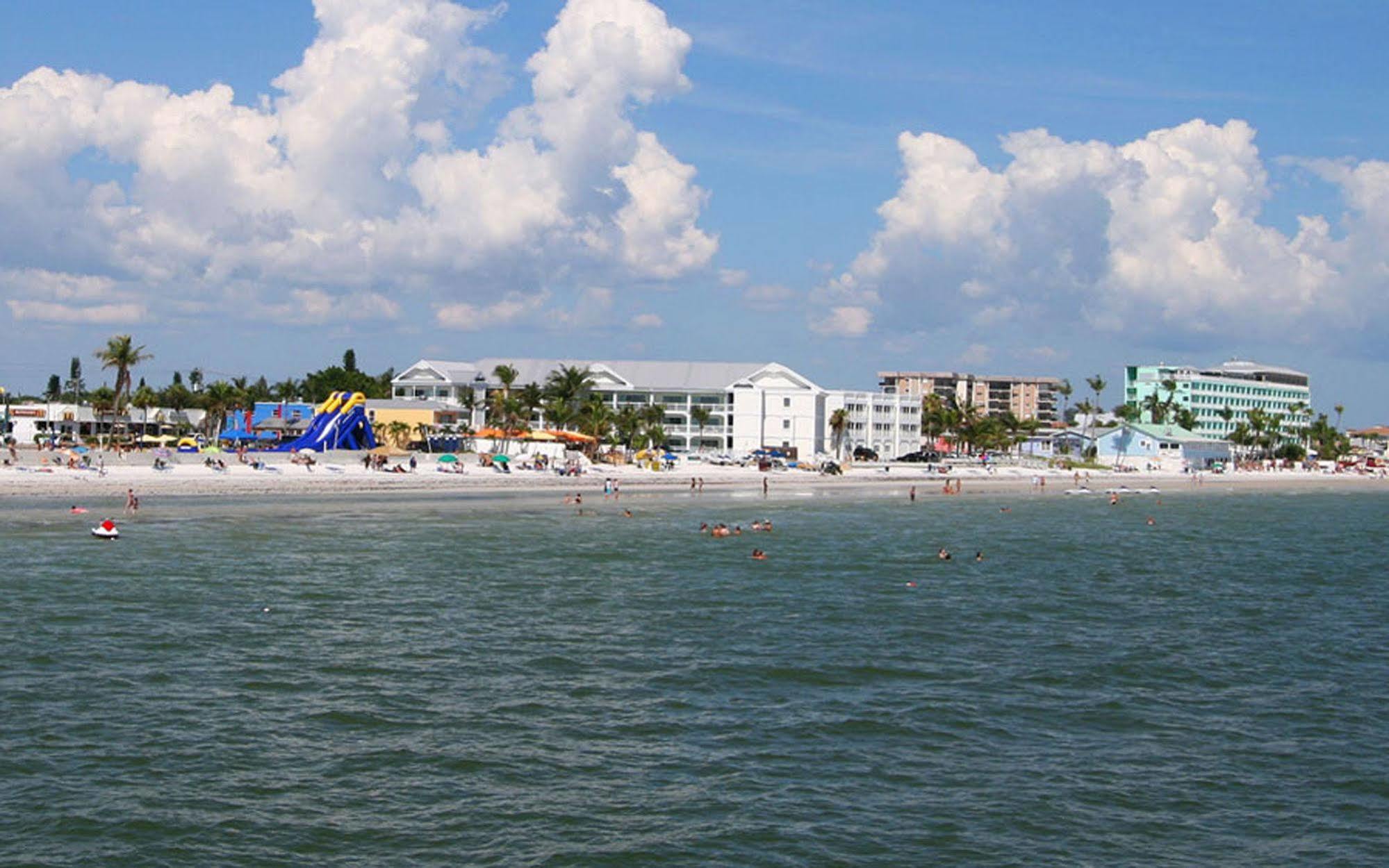 迈尔斯堡海滩 海牛湾旅馆酒店 外观 照片